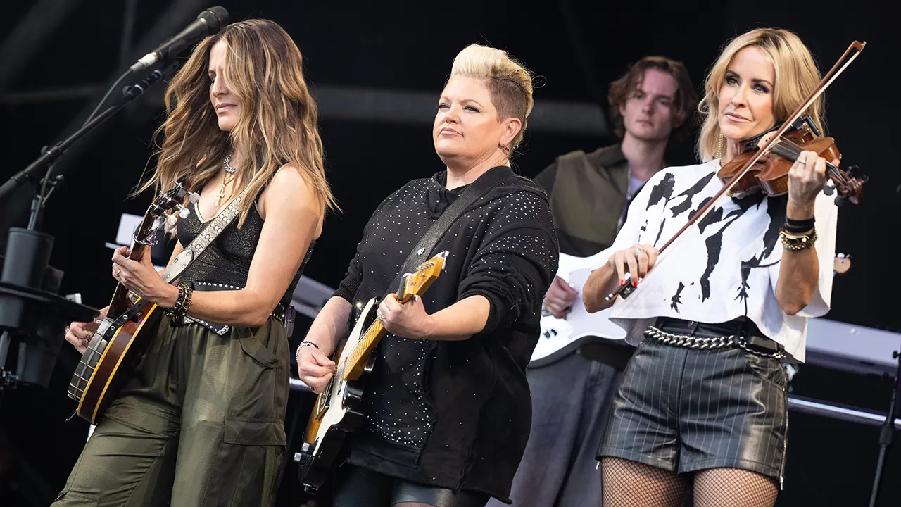 The Chicks on stage